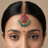 Jadau kundan floral round tika with pearl and natural strawberry beads