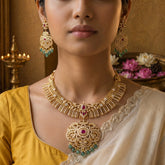 Zircon Diamond+Temple/Antique necklace with pearl and natural strawberry beads(With Earrings)