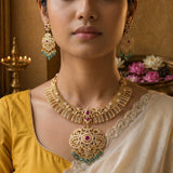 Zircon Diamond+Temple/Antique necklace with pearl and natural strawberry beads(With Earrings)