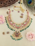Jadau Kundan Floral Necklace With Pearl & Natural Strawberry Beads