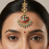 Jadau kundan tika with pearl and natural strawberry beads